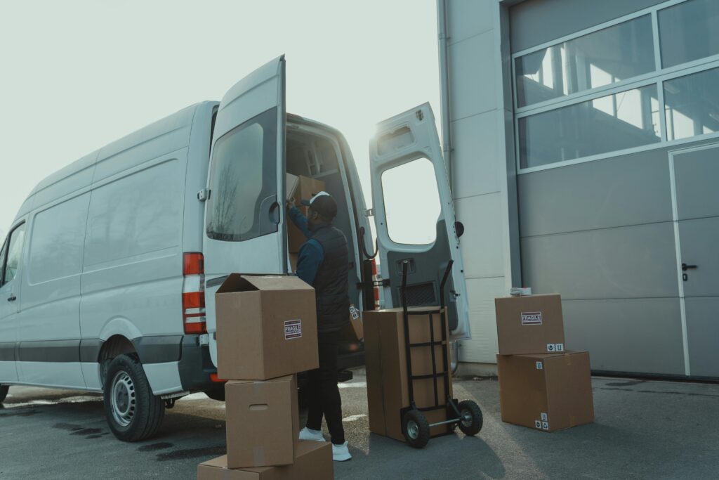 pexels-photo-6169177-6169177 Professional team managing expedited shipping and logistics services in Tampa
